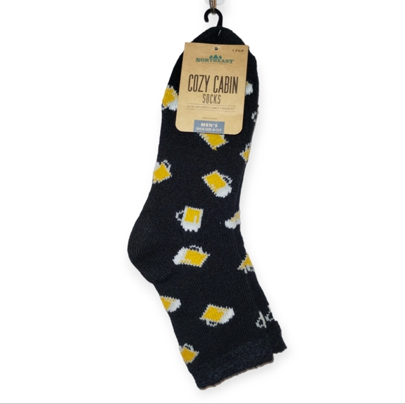 Northeast Outfitters Other - *5 for $20* Cozy Cabin beer mug socks